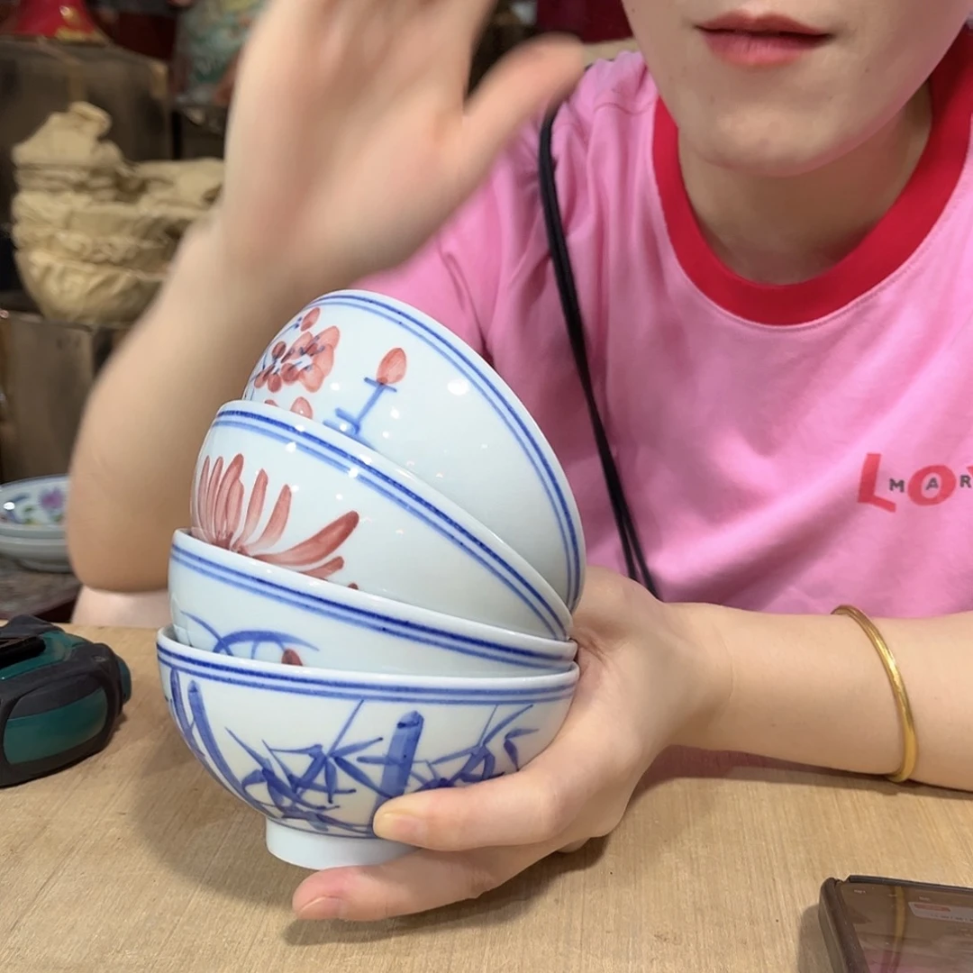 摆件////景德镇陶瓷瓷器。4个。