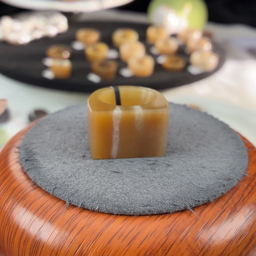 和田玉未镶嵌戒指b68牛轧糖马鞍18