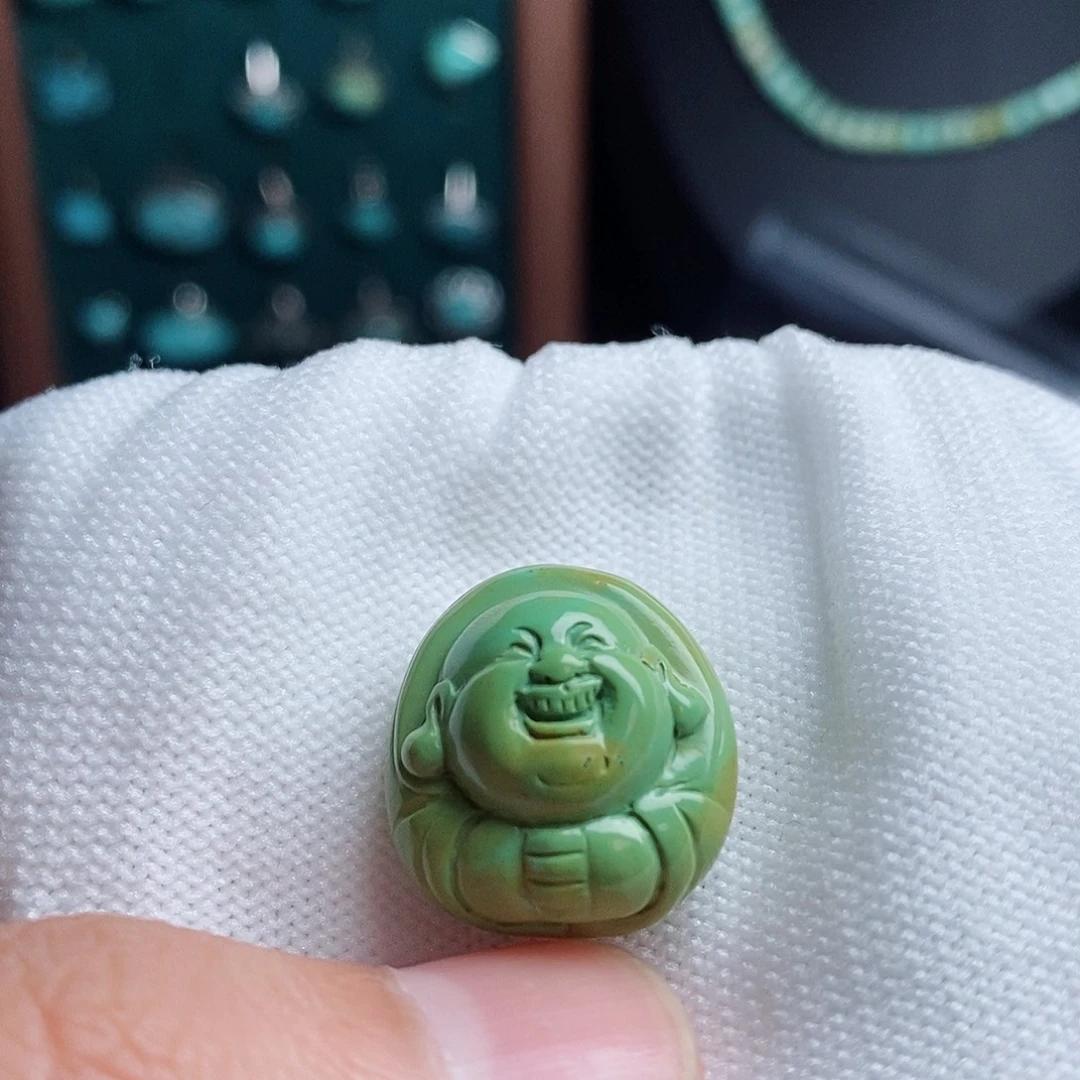 未镶嵌绿松石颈饰