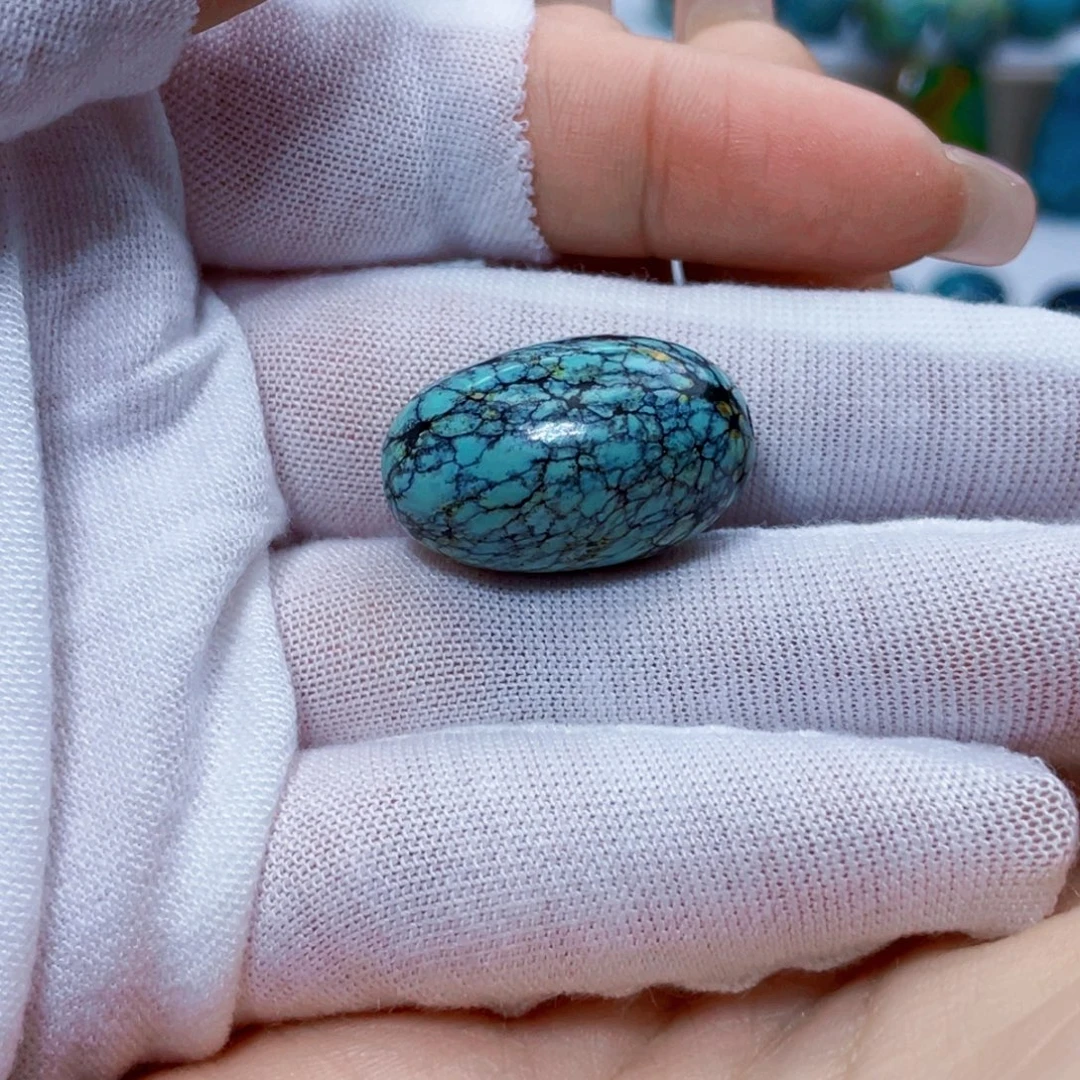 绿松石未镶嵌饰品