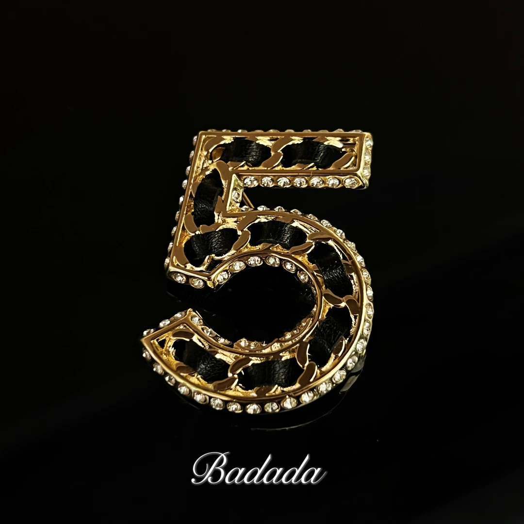 铜合金仿水晶胸针 【C9002】轻奢女士气质精致高定胸针五号0145