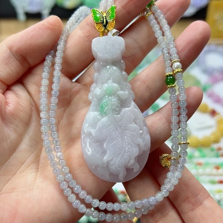 颈饰未镶嵌翡翠吊坠