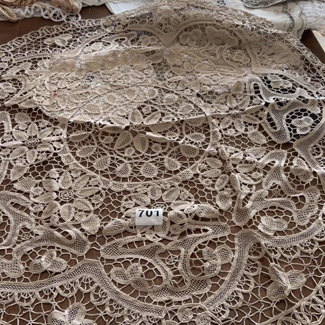 毛绒手工蕾丝80圆桌布701号