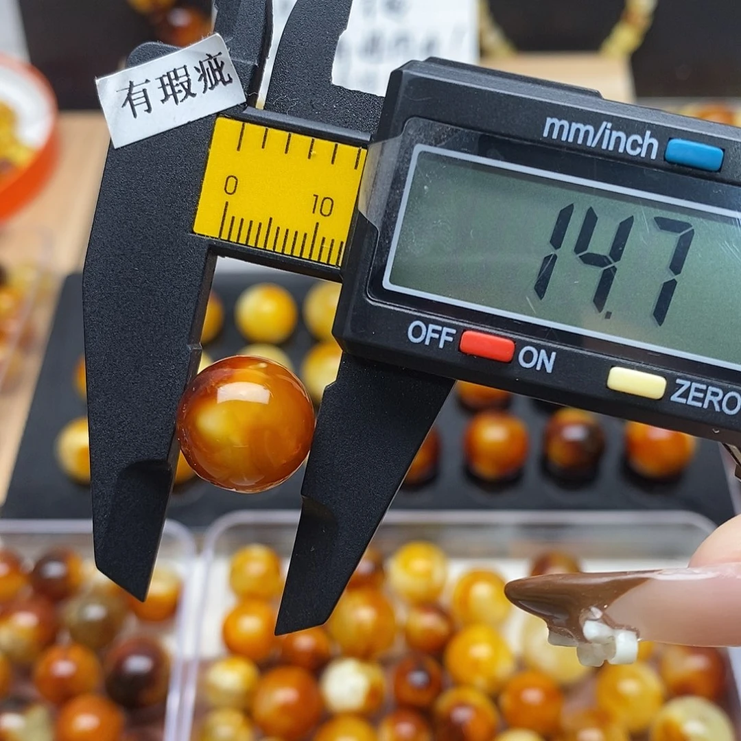 虫珀未镶嵌裸石蜜蜡840