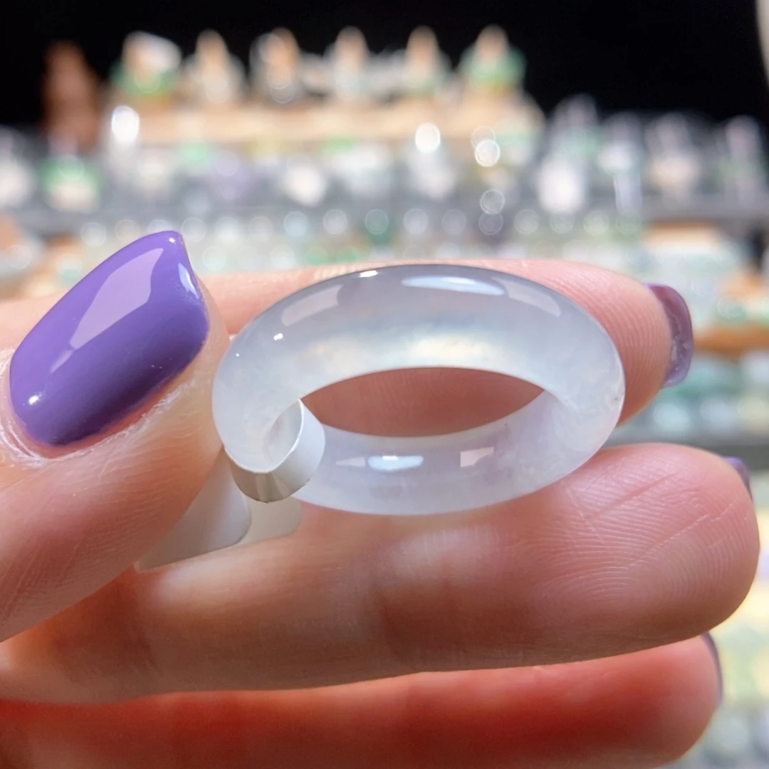 翡翠未镶嵌戒指12号白冰