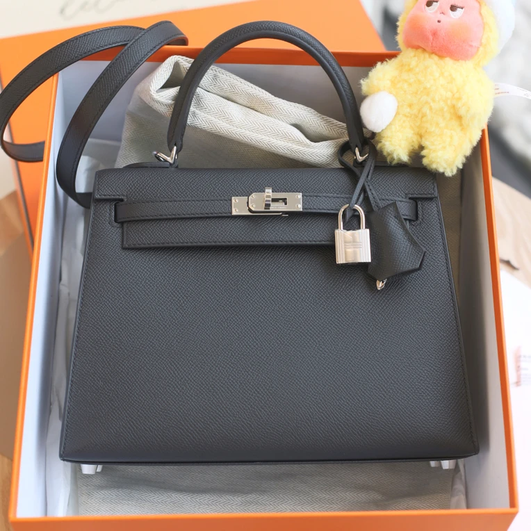 未使用 Hermes/爱马仕 Kelly25 K刻 EP皮 黑色 银扣女包