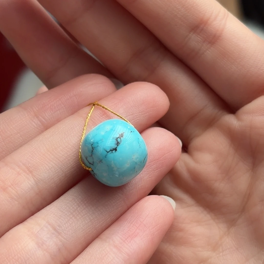 绿松石未镶嵌颈饰