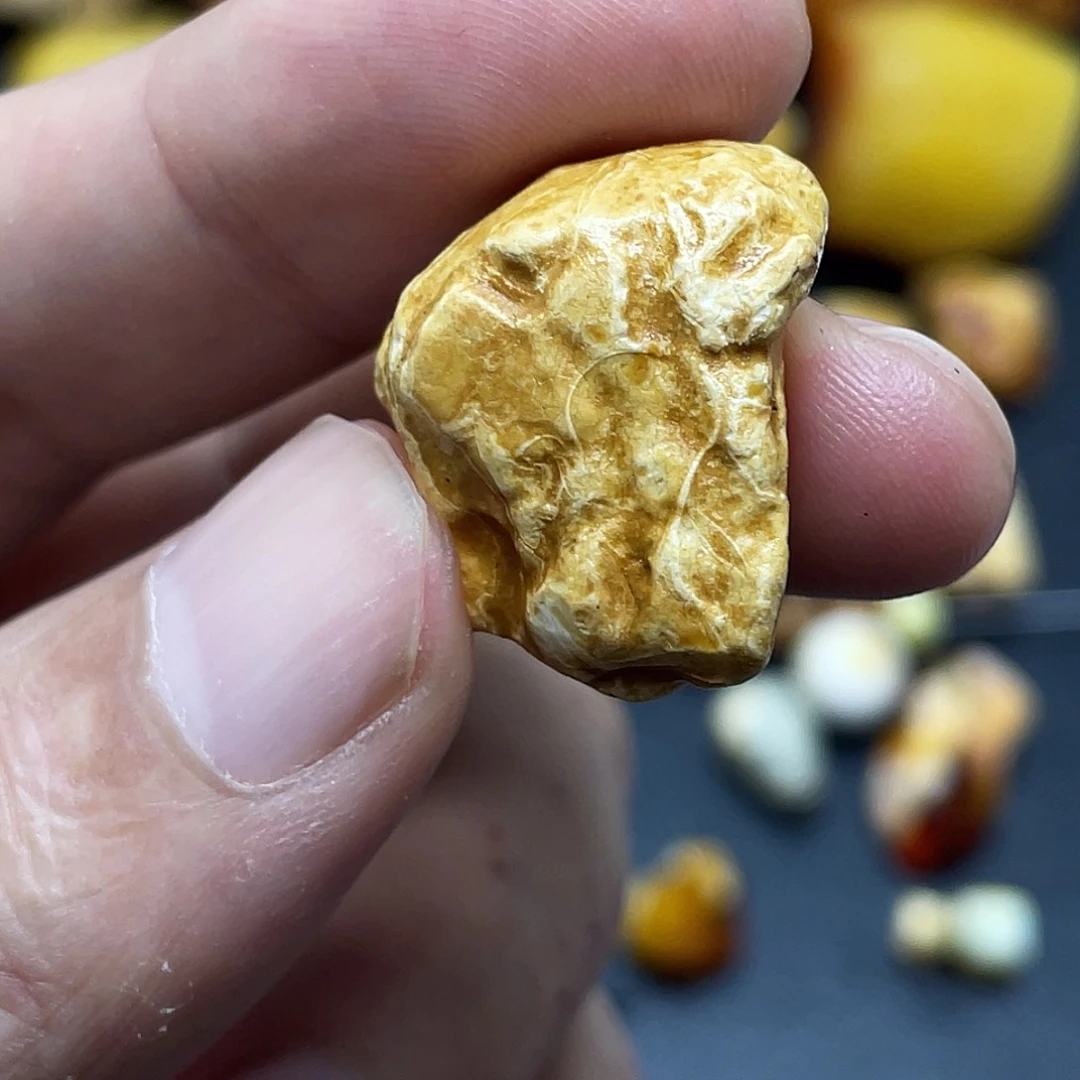 未镶嵌定制琥珀定制