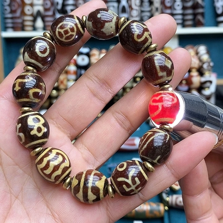 玛瑙/玉髓颈饰合金