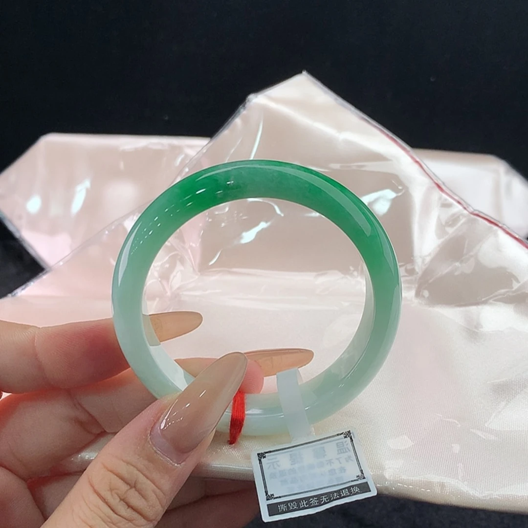 【闪购商品】未镶嵌手镯翡翠51/52