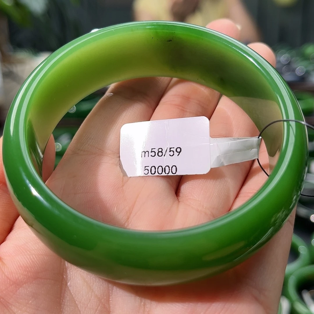 和田玉（碧玉）手镯未镶嵌