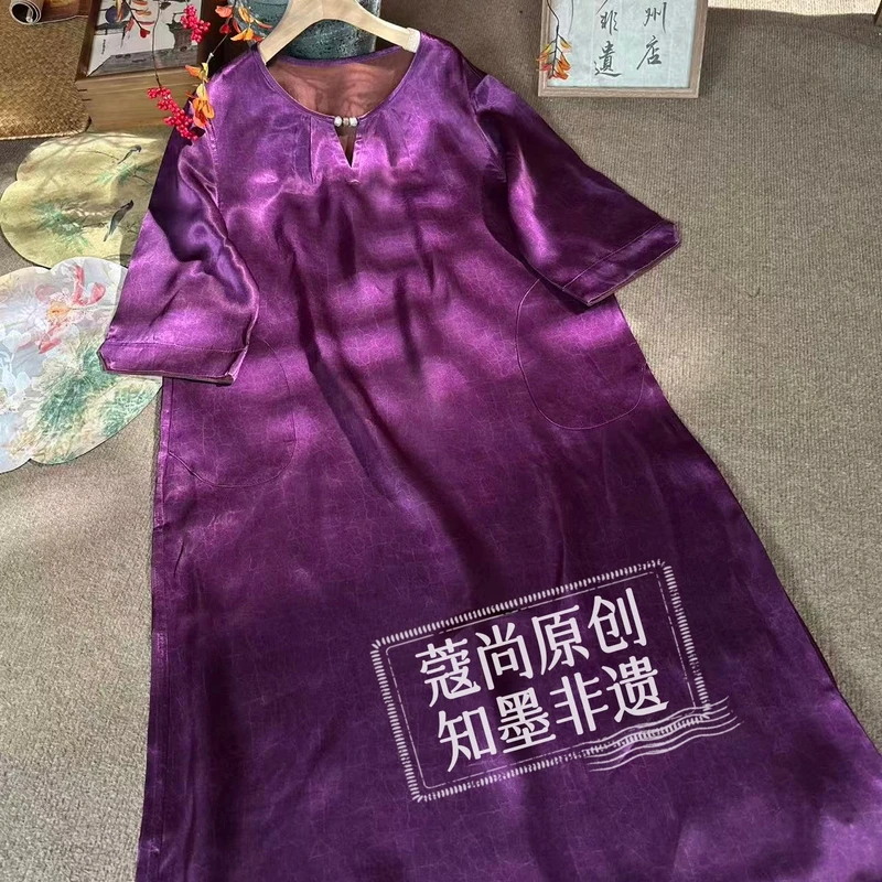 秋季新款新中式国风宽松显瘦圆领重锻老料龟裂纹连衣裙