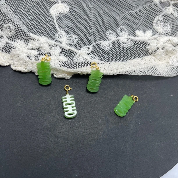 和田玉碧玉苹果绿镂空方形喜字18K镶嵌多样性发货拍一发一