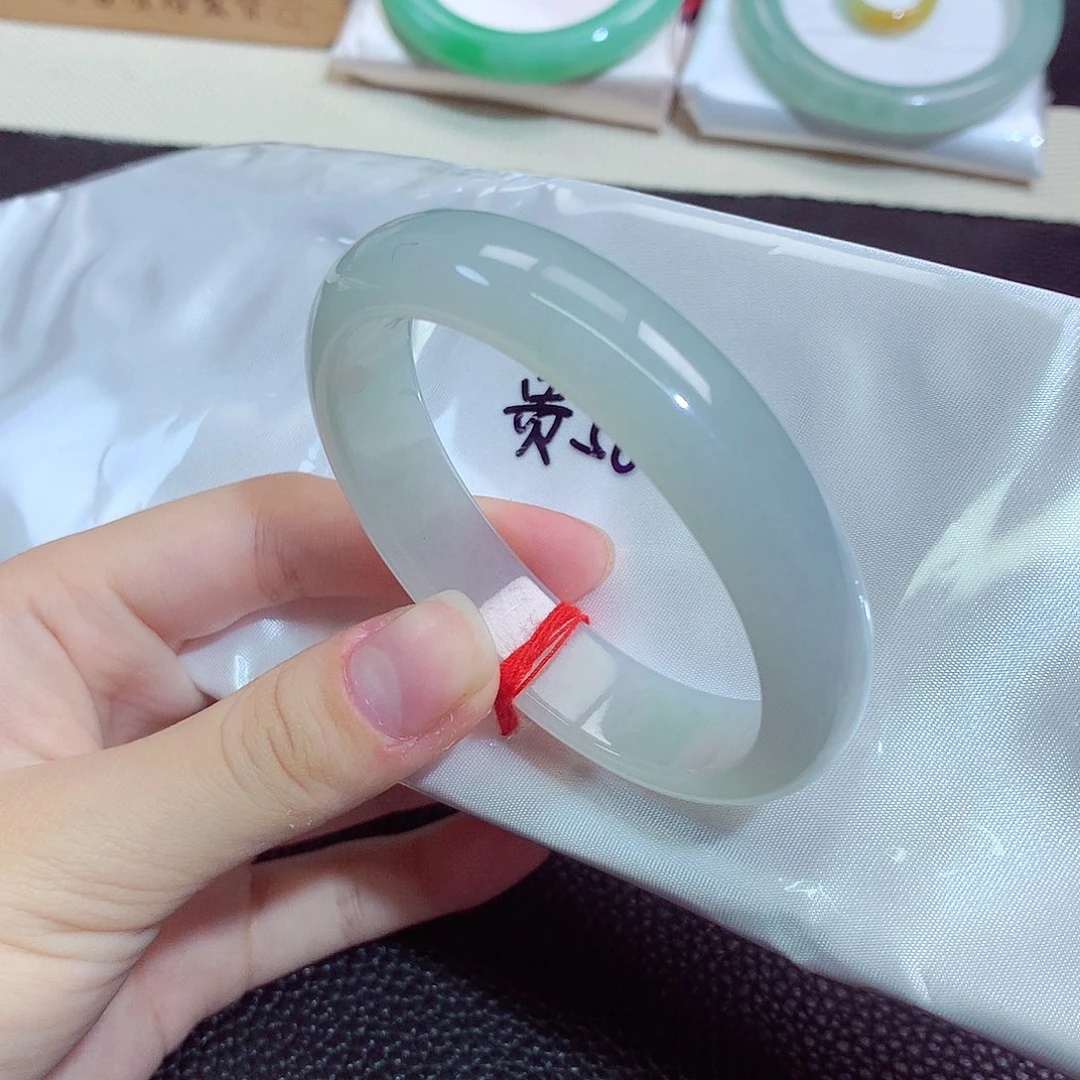 翡翠未镶嵌手镯1288