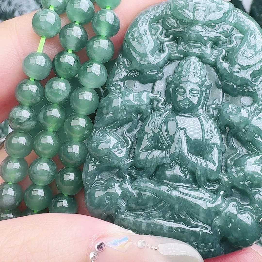 翡翠未镶嵌颈饰111