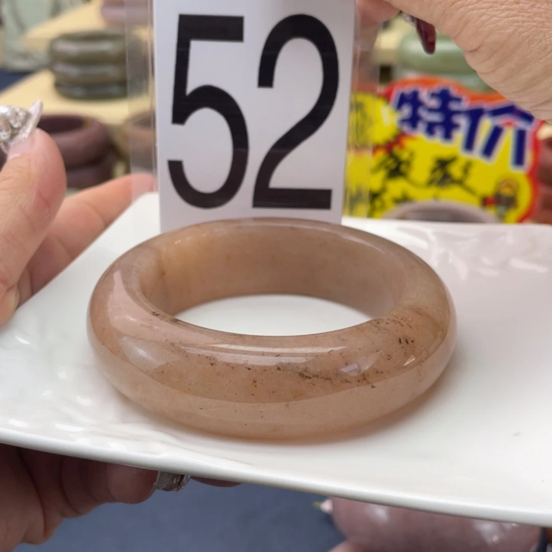 【闪购商品】石英质玉手镯未镶嵌