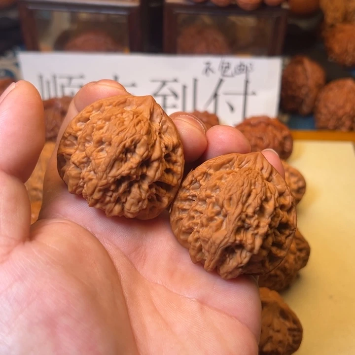 無***淰桃核吊坠哈哈哈哈哈