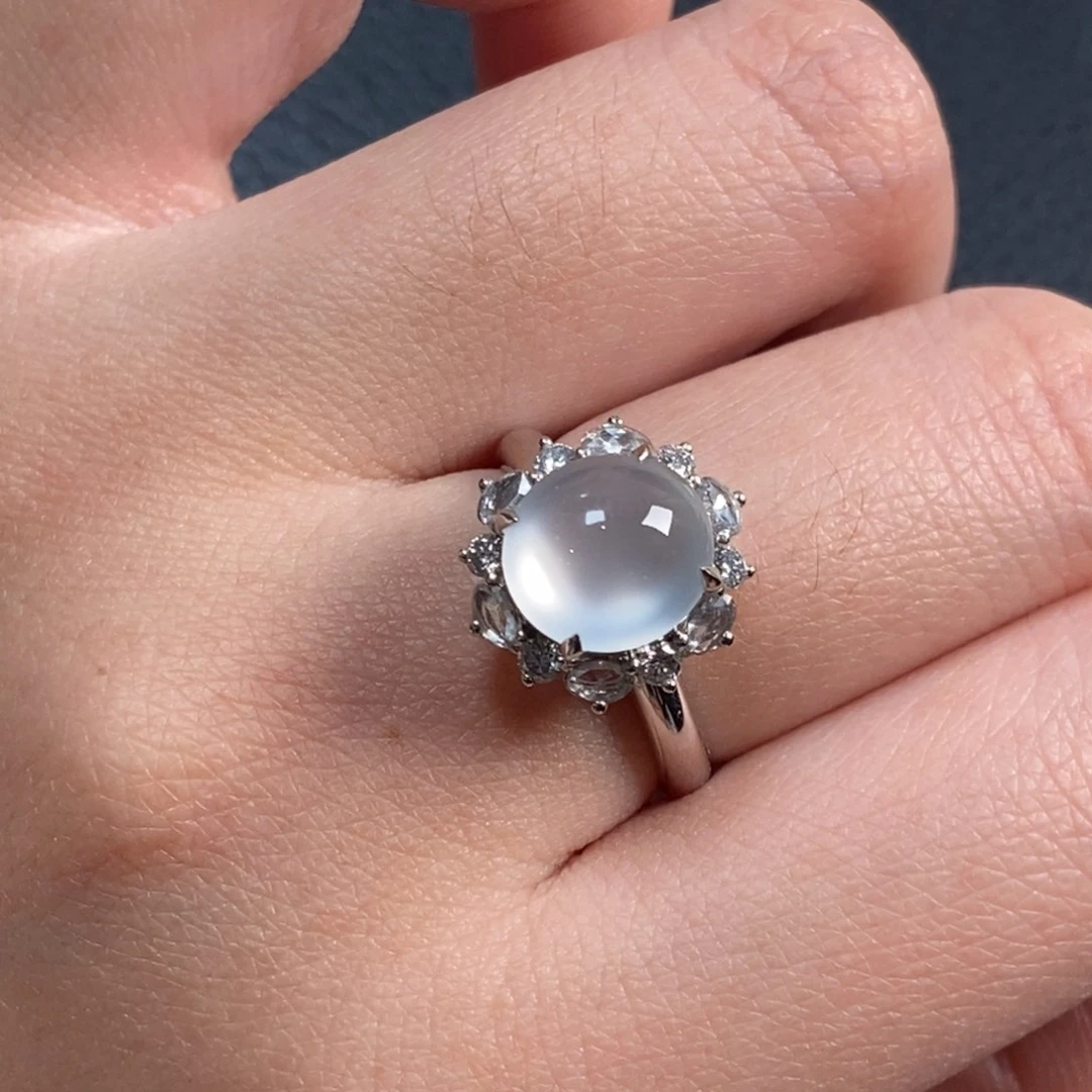 翡翠戒指18K金镶嵌9.4-8.8白蛋翡翠戒指