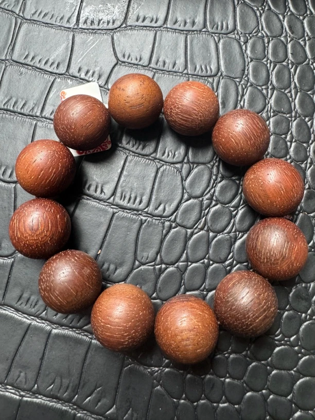 A84号链接木质手串