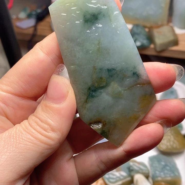 翡翠未镶嵌颈饰天然