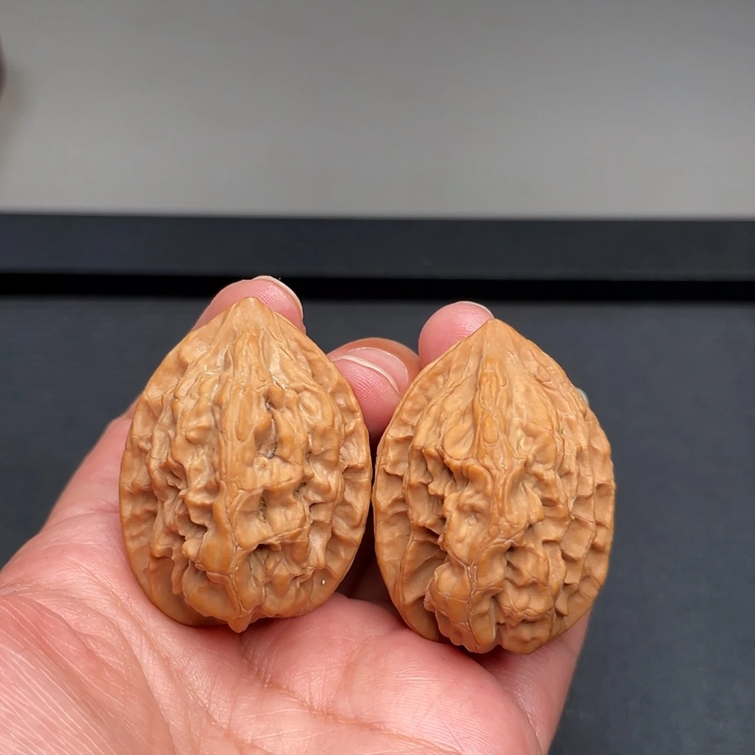 把件猴头核桃34×38×45全品头茬十三陵鸡心XM3553