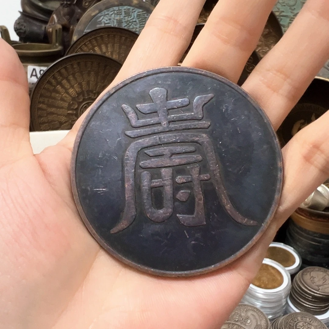 金属复古风格摆件