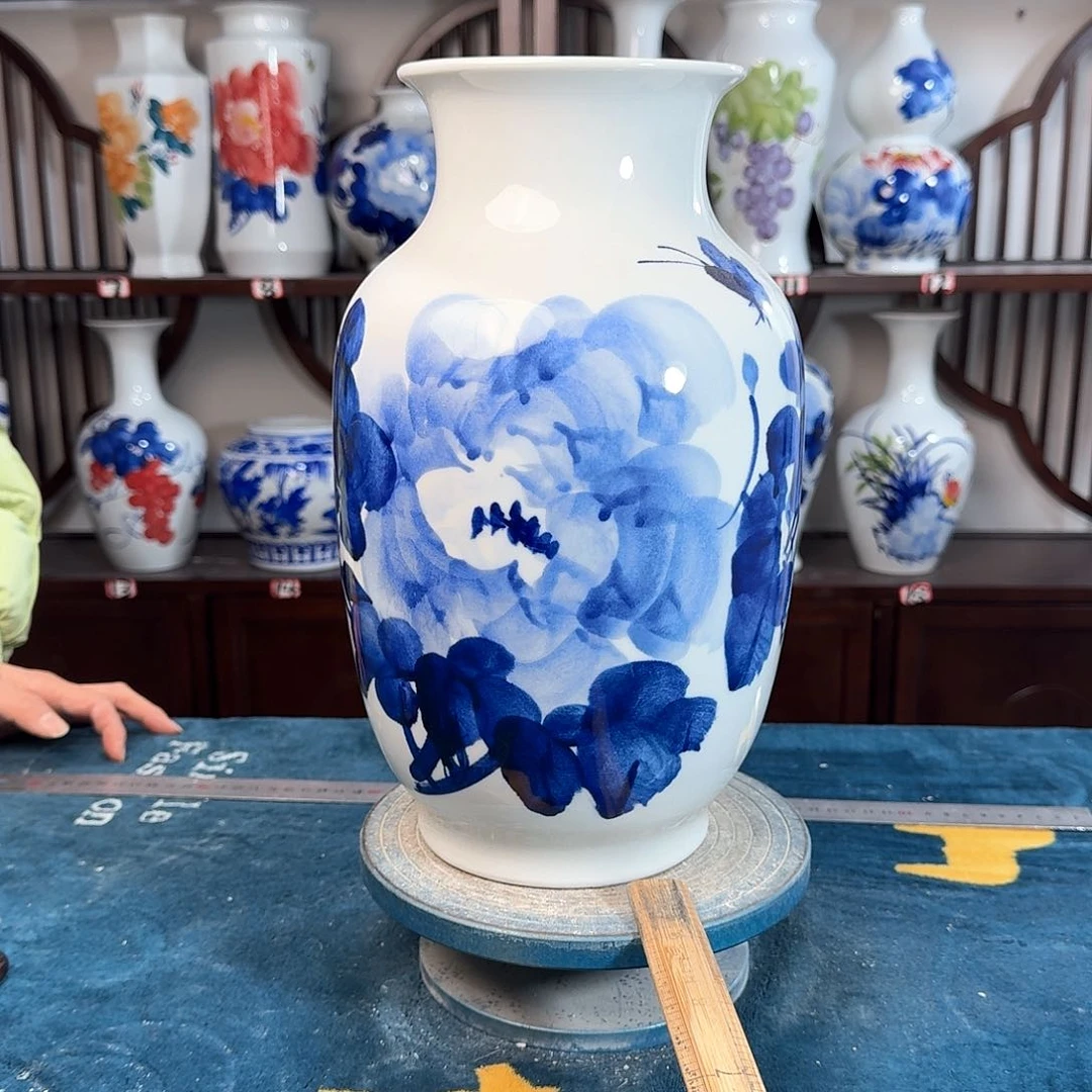 摆件景德镇陶瓷大冬清牡