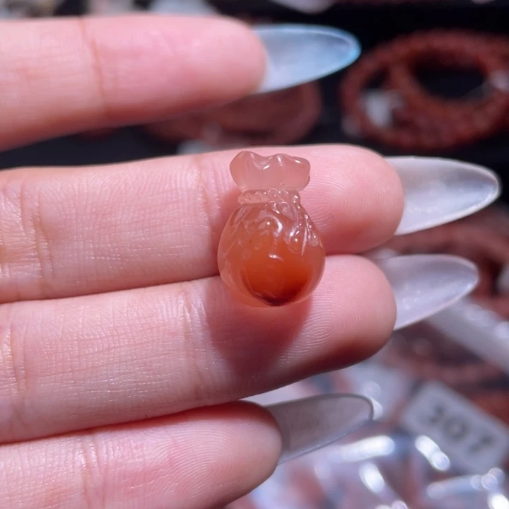 南红玛瑙未镶嵌福袋（打孔备注）307