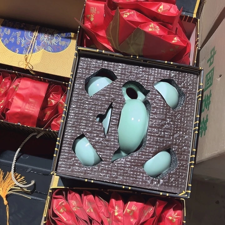大h袍茶叶茶具套盒