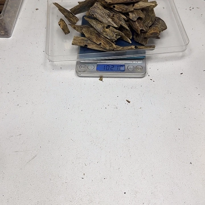 沉香沉香碎屑香料