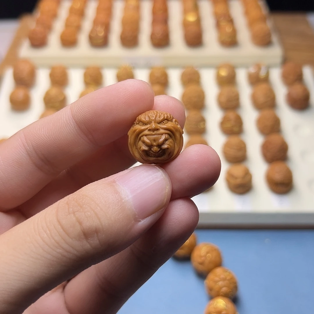 吊坠猴头核桃猴头核桃雕刻