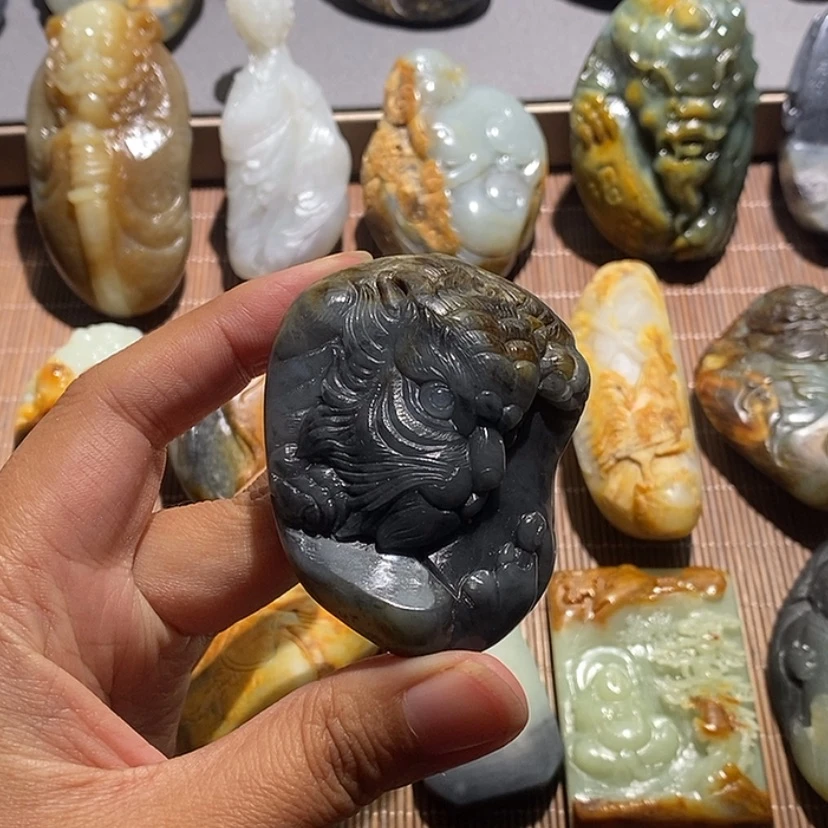 【闪购商品】和田玉把件未镶嵌M**李