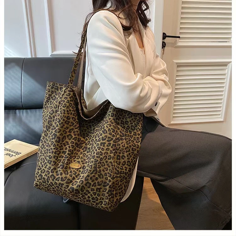 豹纹双面尼龙帆布单肩包大容量ins慵懒风托特包