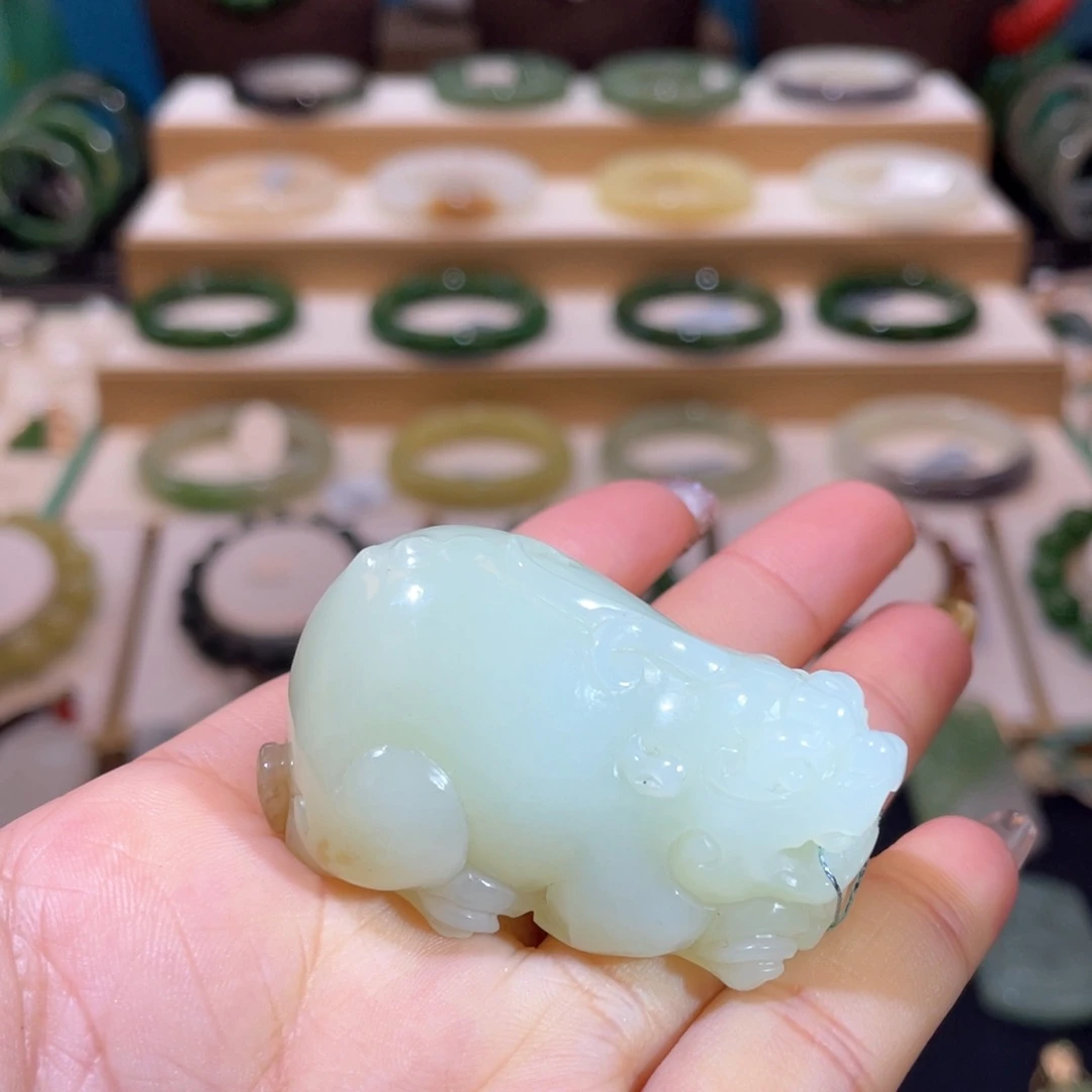 和田玉高品手把貔貅未镶嵌