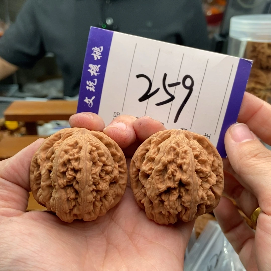 文玩核桃把件43粗筋