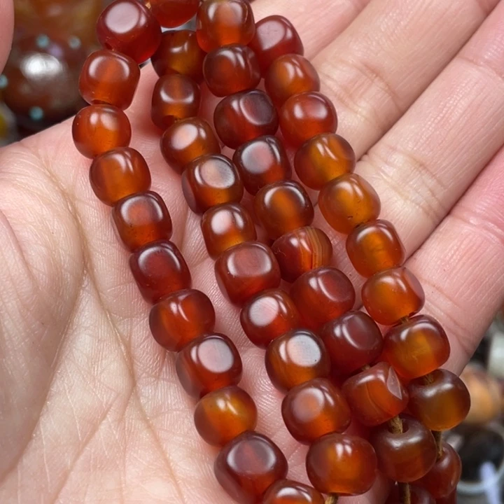 有***玉玛瑙/玉髓未镶嵌颈饰