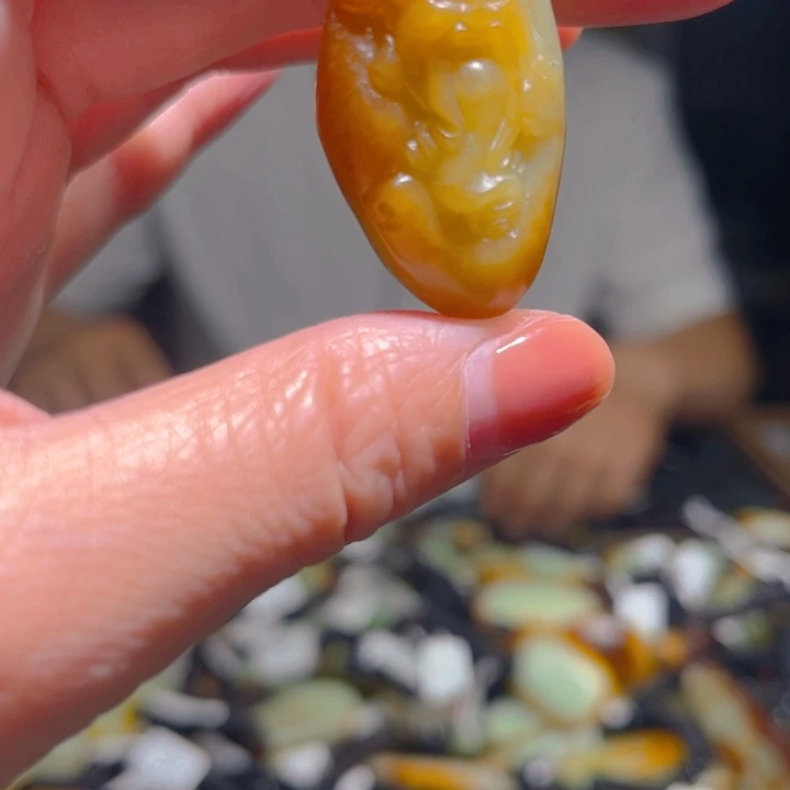 【闪购商品】和田玉未镶嵌颈饰大*