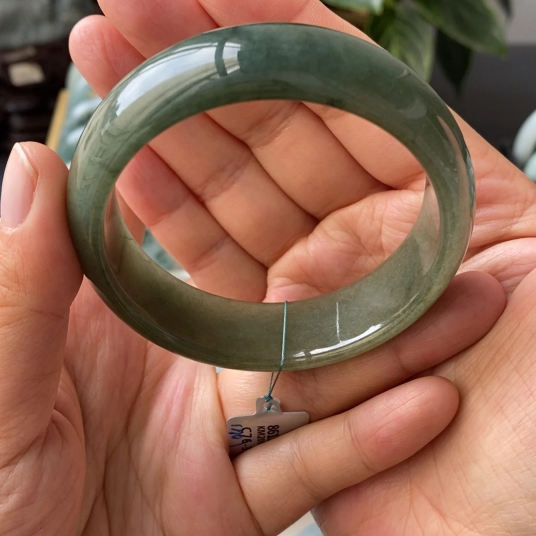 翡翠未镶嵌手镯天然