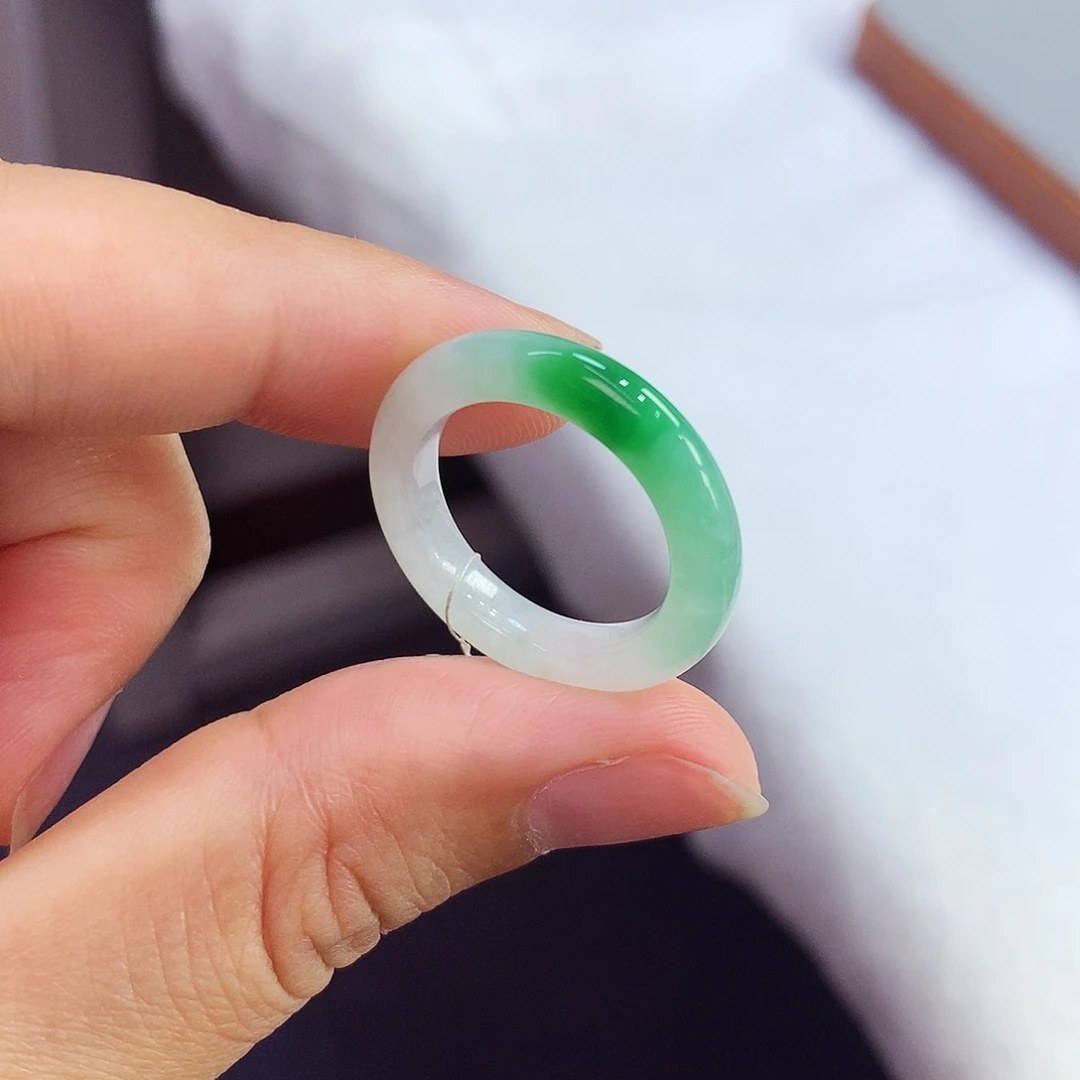 翡翠未镶嵌戒指14号