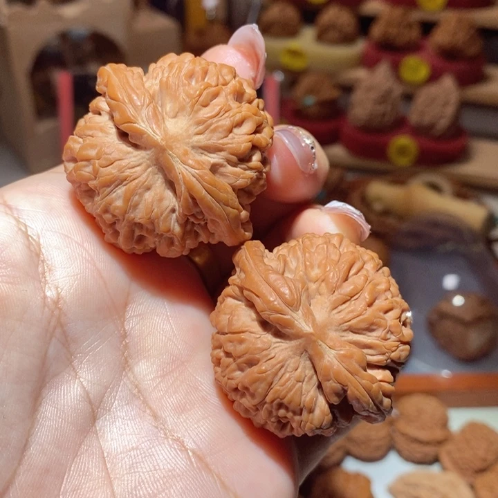 把件文玩核桃43尺全品树头莲花