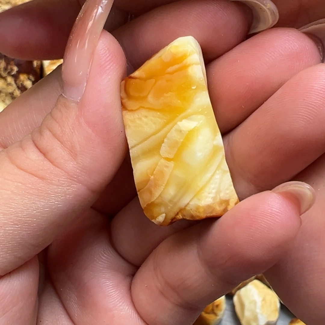 未镶嵌定制琥珀蜜蜡