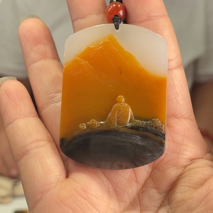 石英岩玉未镶嵌颈饰