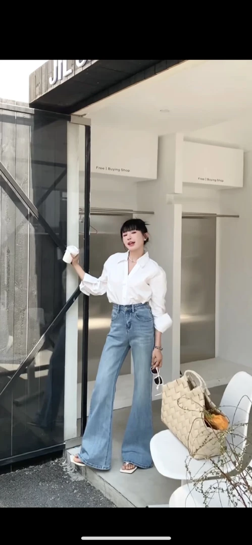 韩系简约高腰显瘦气质微喇牛仔裤女春季百搭阔腿喇叭裤