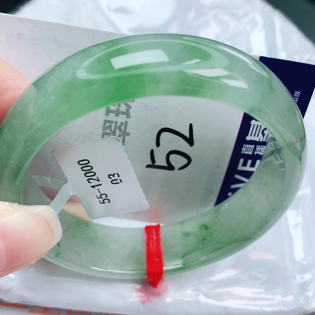 翡翠未镶嵌手镯缅甸天然A货翡翠手镯