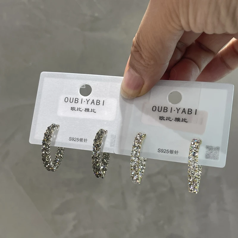 铜合金锆石耳饰 欧比雅比锆石闪亮几何C圈耳钉轻奢气质耳环银针