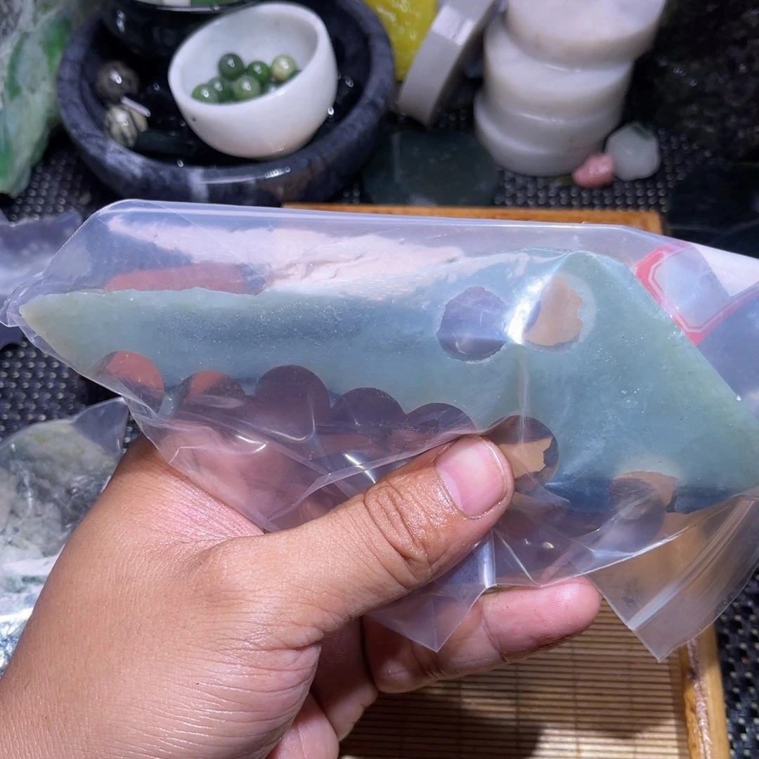未镶嵌和田玉（糖玉）车挂