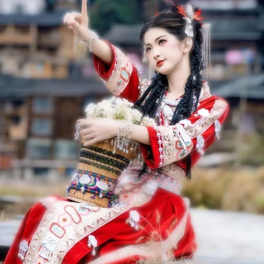 新款苗寨旅拍民族特色苗族土家族少数民族苗疆少女服装