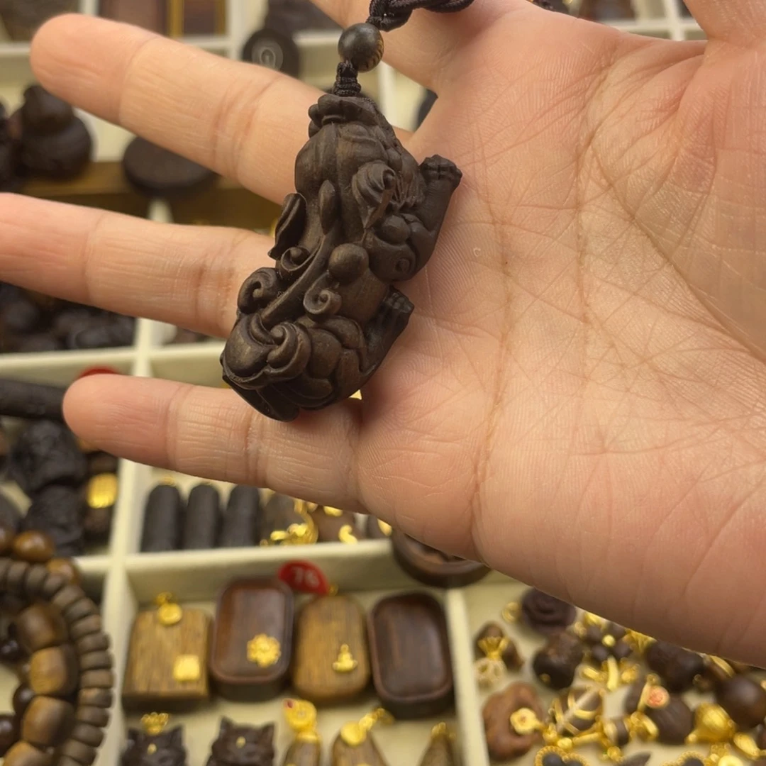 张*貔貅钥匙扣脖挂吊坠