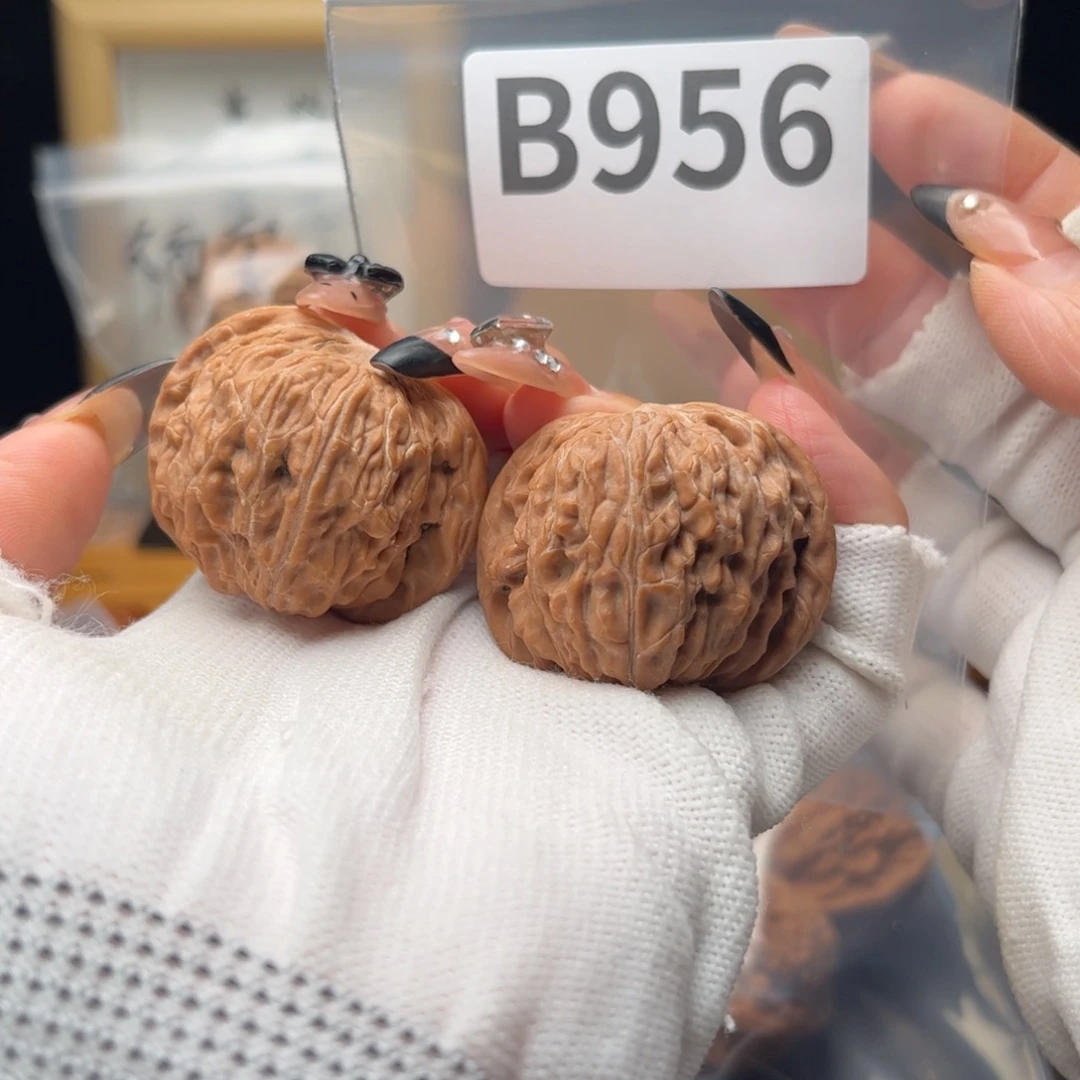 文玩核桃把件40歪磨b956