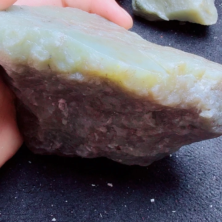 未镶嵌和田玉（糖玉）珠宝半成品